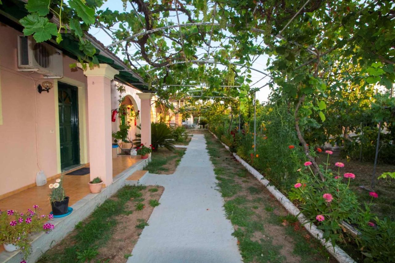 Tzoras‌ ‌apartments‌ ‌roda‌ ‌corfu‌